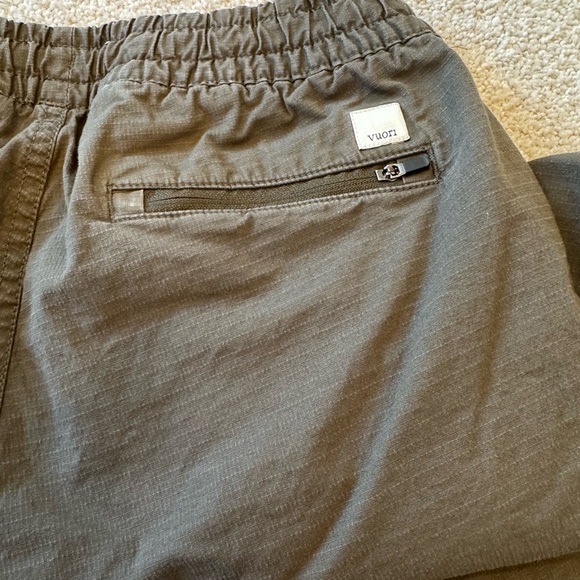 Vuori Ripstop Olive Ankle Pants - Picture 2 of 7